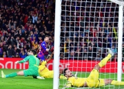 开云平台-多特蒙德击败汉堡，夺得三分