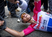 开云官网-哈斯车队绝杀红牛二队，皮亚斯特里统治全场的简单介绍