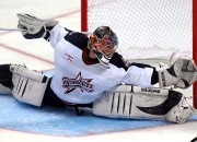 开云在线直播-天山风暴席卷金州，米切尔统治全场，新疆式防守绞杀勇士火力