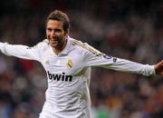 开云在线直播-加维的魔法时刻，安哥拉对阵西班牙，一个少年如何主宰比赛走向