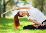 开云体育-街道上的极速心跳，澳大利亚如何险胜芬兰，成就F1焦点战传奇