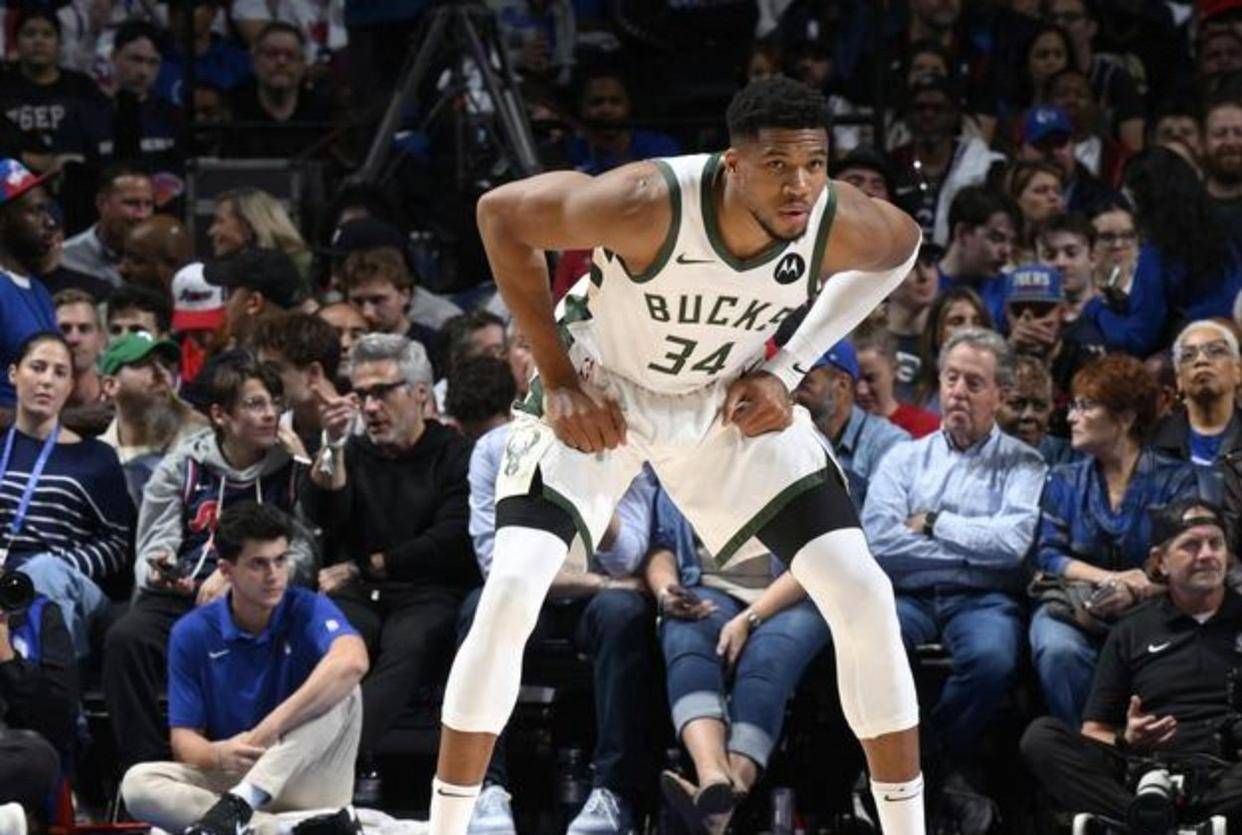 快船鏖战公牛,字母哥送出助攻 快船鏖战公牛,字母哥送出助攻