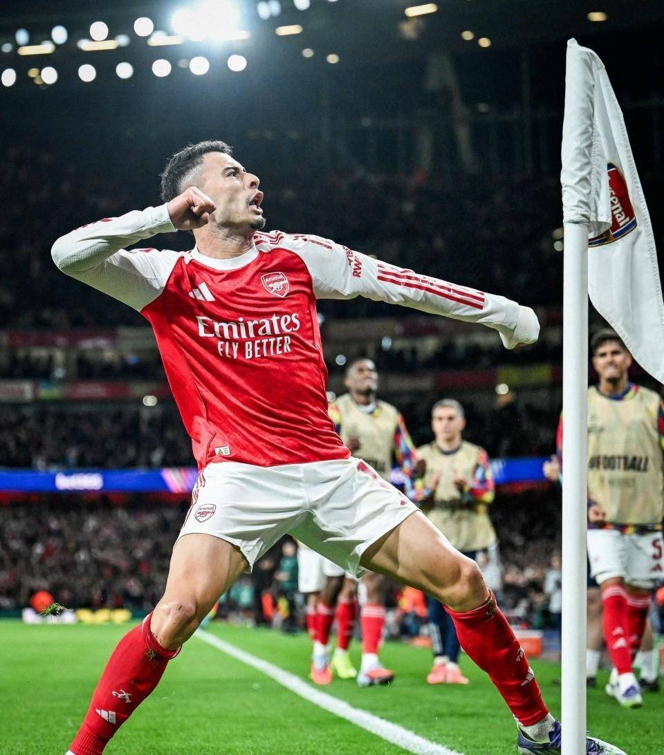 关于阿森纳磕磕绊绊，迎来三连胜势头的信息