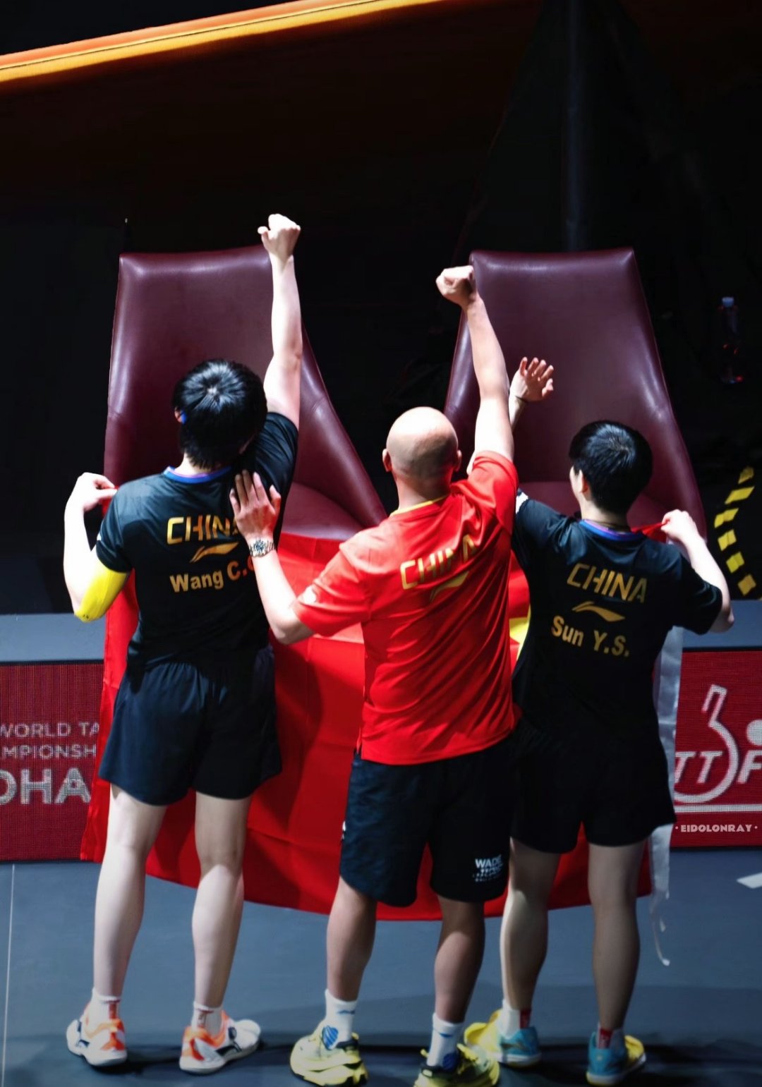 震撼现场：选手全力以赴集中精神互喊加油的简单介绍