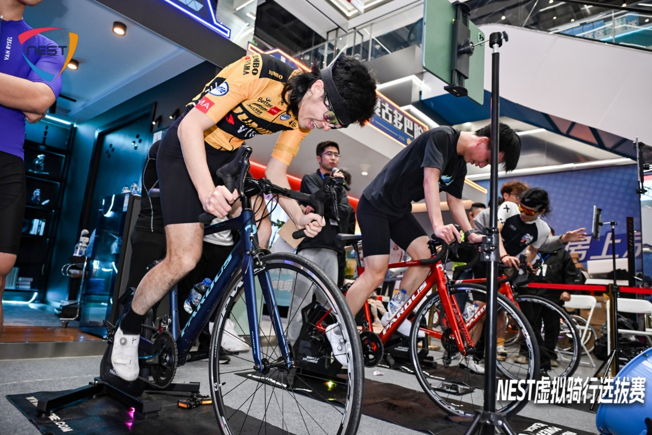 男子自行车赛取得突破，名将成功晋级决赛