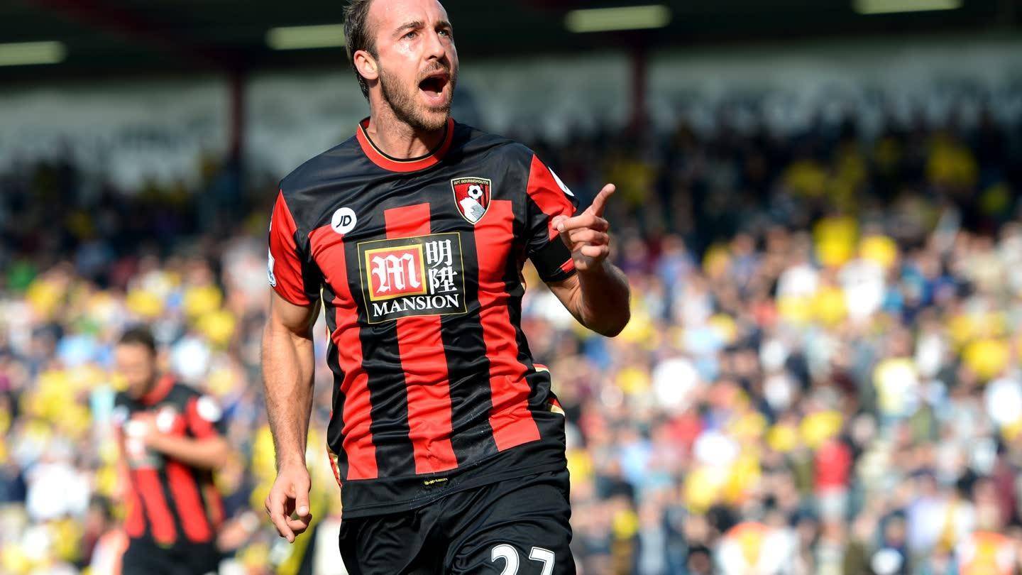 伯恩茅斯主教练改变战术风格，取得胜利的简单介绍