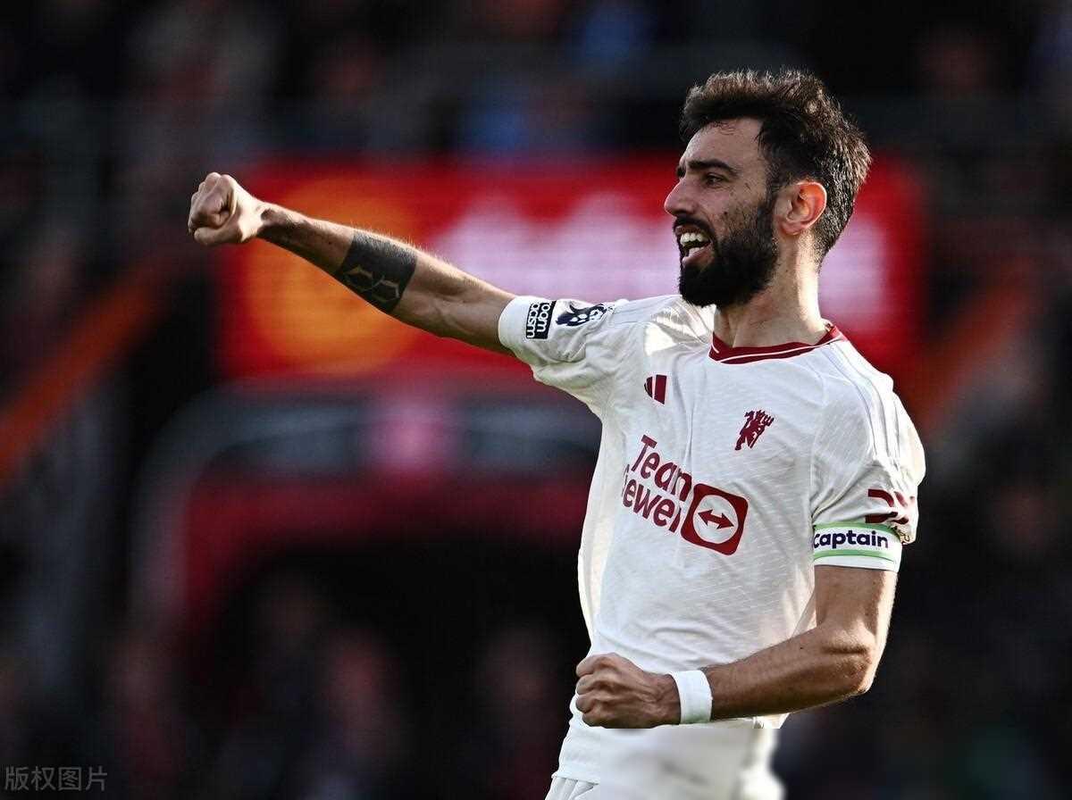 伯恩茅斯主教练改变战术风格，取得胜利的简单介绍