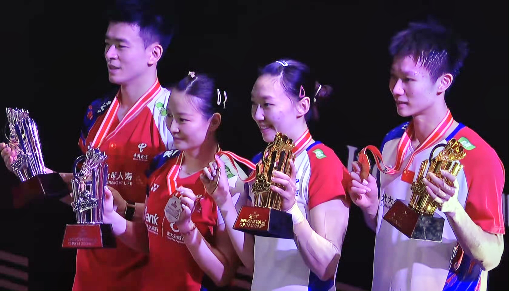 法国队翻盘印尼队，桃田贤斗带队取胜