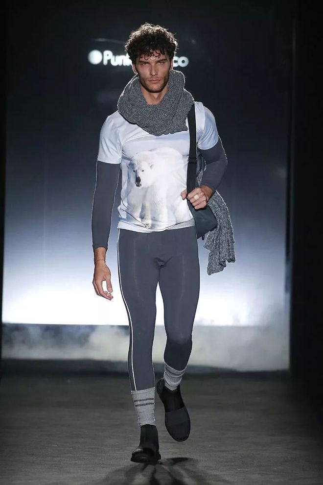 法国羽毛球队翻盘中国羽毛球队,安赛龙三分雨点燃全场的简单介绍 法国羽毛球队翻盘中国羽毛球队,安赛龙三分雨点燃全场的简单介绍