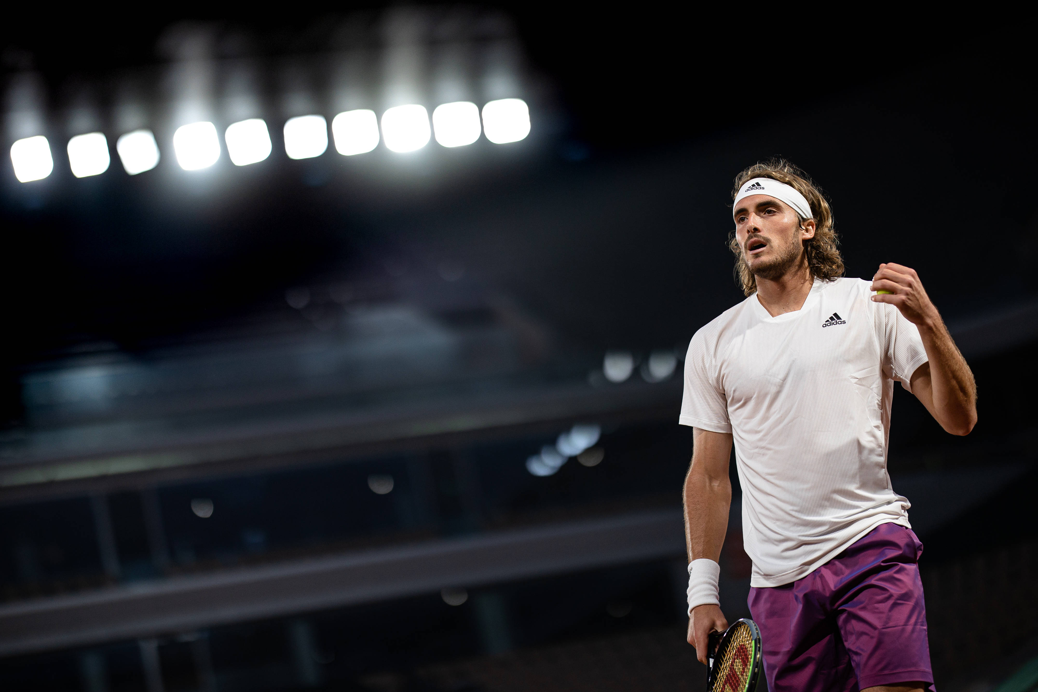 美国网球队轻取欧洲网球队,西西帕斯一己之力扛起全队的简单介绍 美国网球队轻取欧洲网球队,西西帕斯一己之力扛起全队的简单介绍