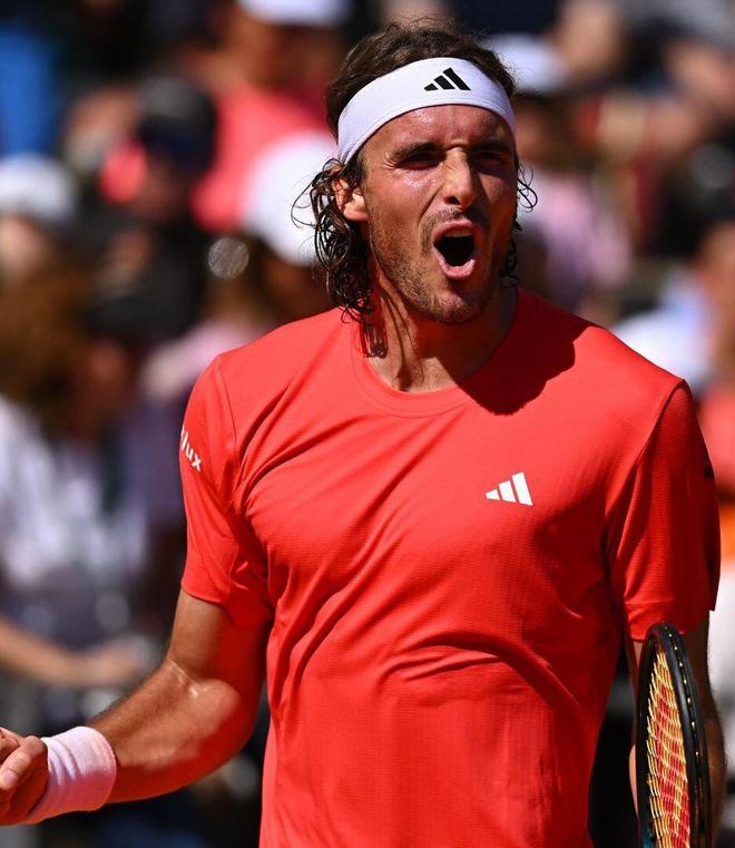 美国网球队轻取欧洲网球队,西西帕斯一己之力扛起全队的简单介绍 美国网球队轻取欧洲网球队,西西帕斯一己之力扛起全队的简单介绍