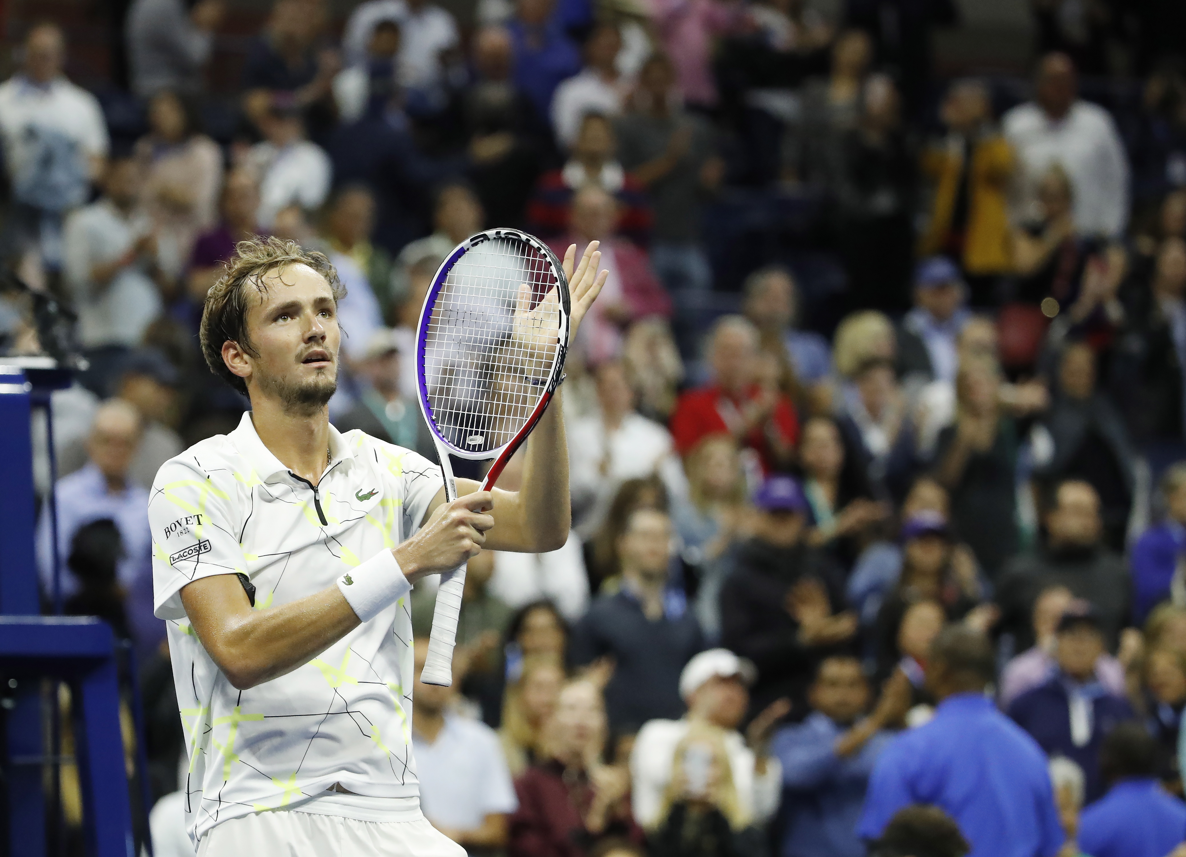 西班牙网球队血洗美国网球队，梅德韦杰夫惊艳世界的简单介绍