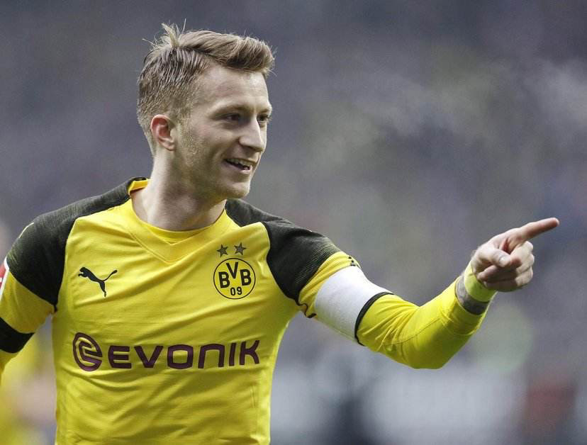 多特蒙德主教练改变战术，赢得信任的简单介绍