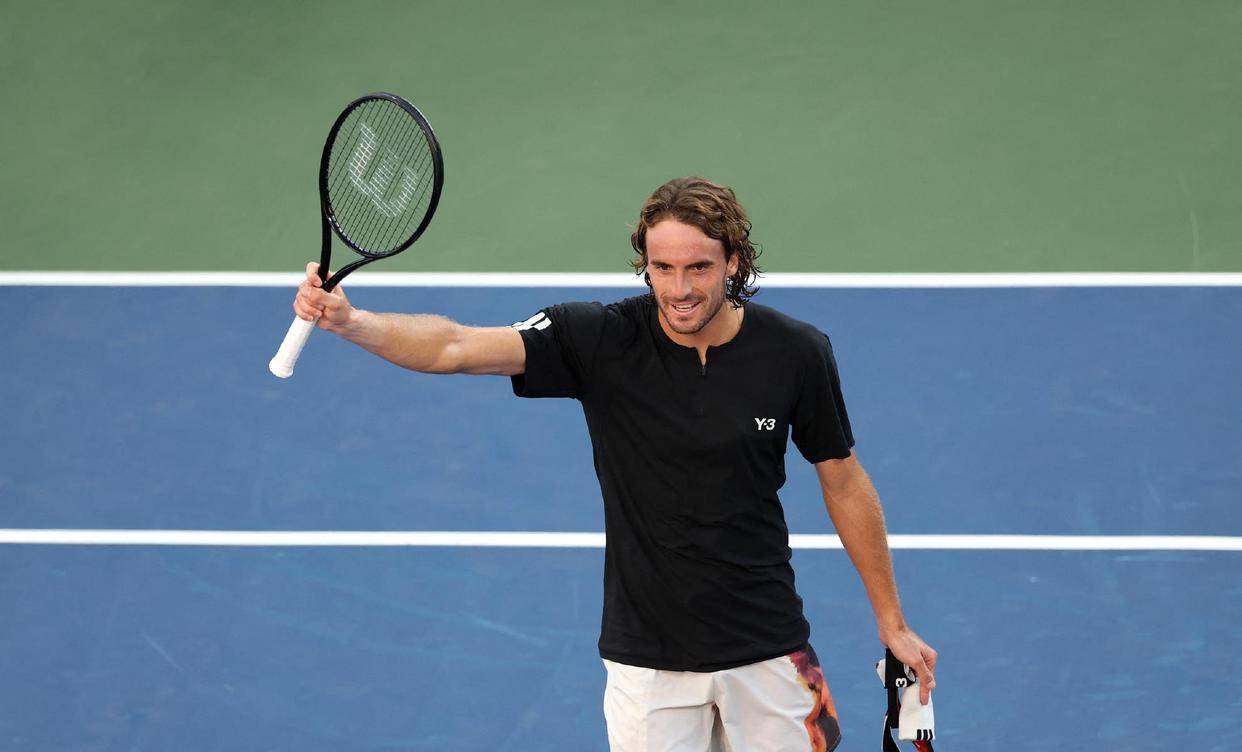 意大利网球队绝杀英国网球队，西西帕斯爆发神勇