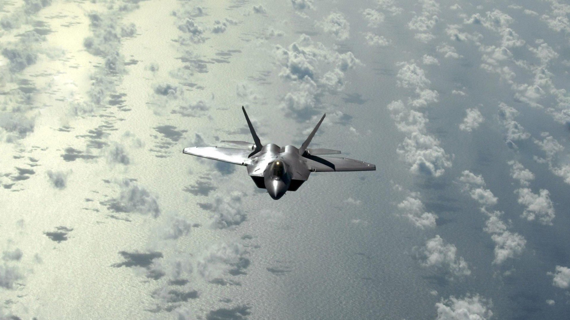 欧冠淘汰赛焦点战，日本横扫尼斯