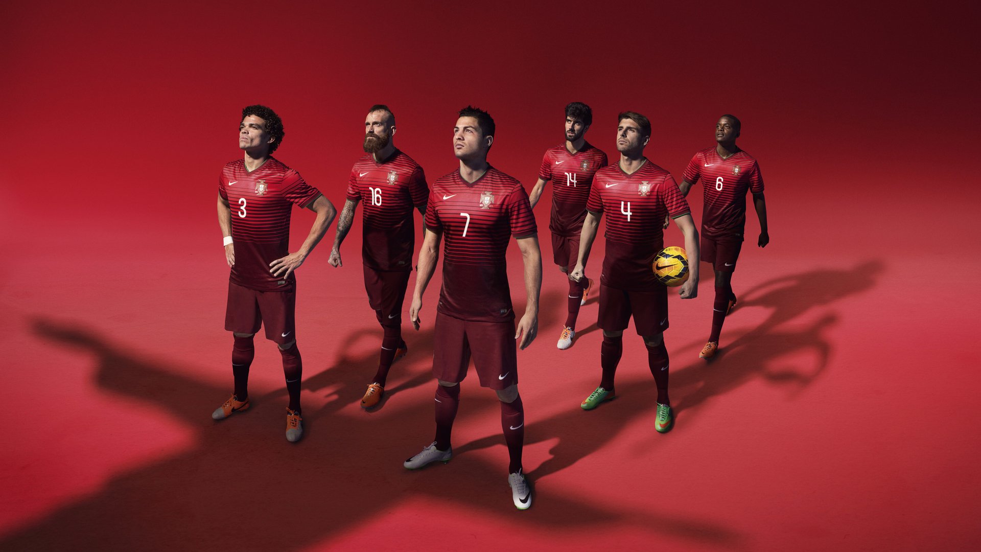 年度焦点之战之夜,布克进攻端无人可挡